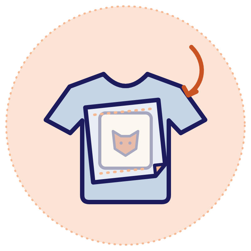 Ein Motiv liegt mit Backpapier abgedeckt auf dem T-Shirt